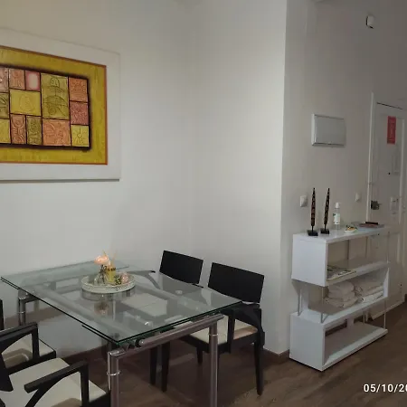 Luminoso * La Marina De *