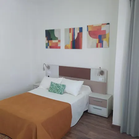 Appartamento Luminoso * La Marina De *